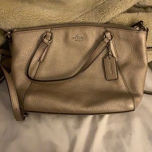 Small pebble leather coach cross body